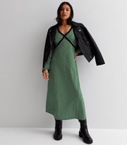 New Look Petite Green Geometric V Neck Long Sleeve Lace Trim Midi Dress